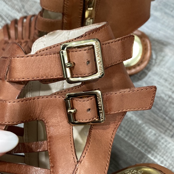 VINCE CAMUTO LEATHER SANDAL - Picture 5 of 8